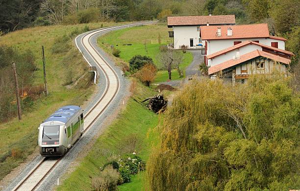 Les propositions de la SNCF afin que les petites lignes coûtent moins cher